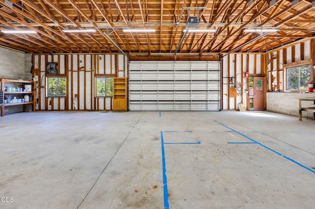 174 Hummingbird Lane, Talent, OR 97540
