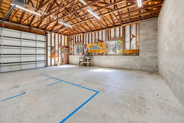174 Hummingbird Lane, Talent, OR 97540