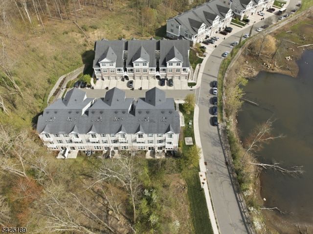 101 Birch Ct, Hanover Twp., NJ 07927