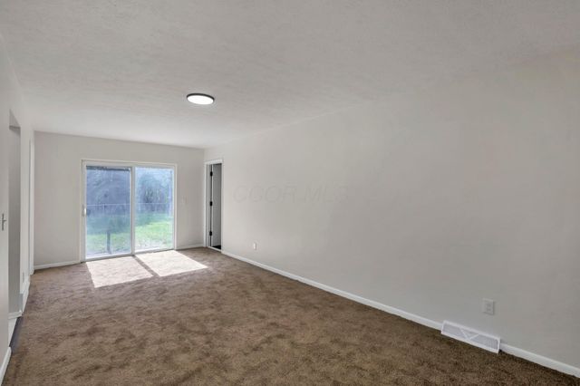 3391 Compton Drive, Columbus, OH 43219