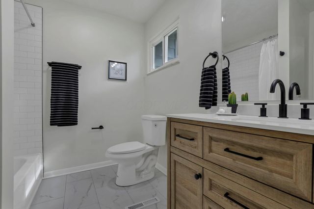 3391 Compton Drive, Columbus, OH 43219