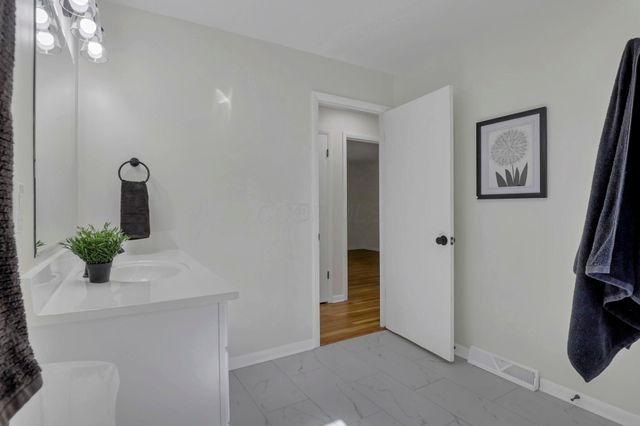 3391 Compton Drive, Columbus, OH 43219