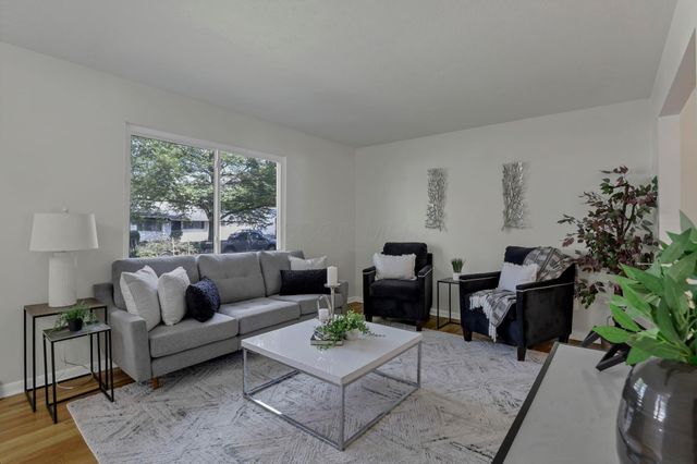 3391 Compton Drive, Columbus, OH 43219