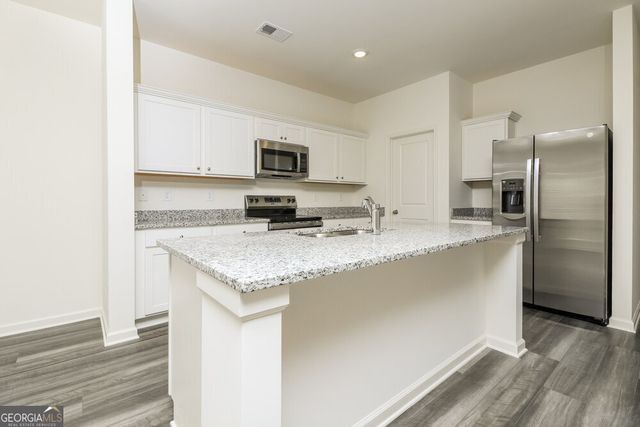 7594 Saffron Avenue, Covington, GA 30014