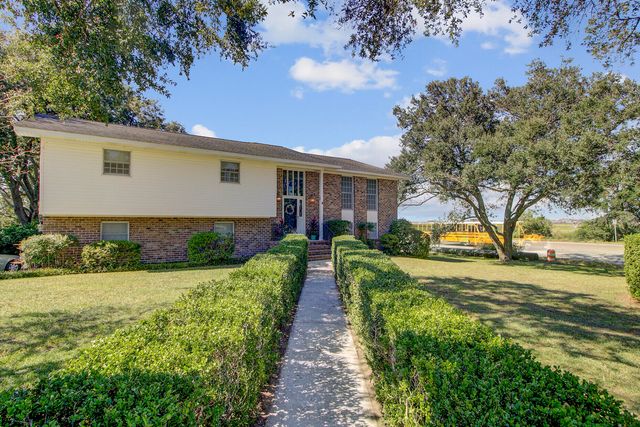 643 N Shore Drive, Charleston, SC 29412