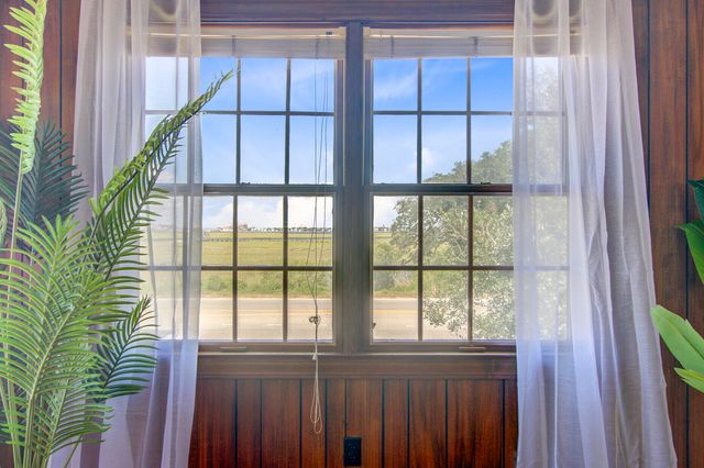 643 N Shore Drive, Charleston, SC 29412