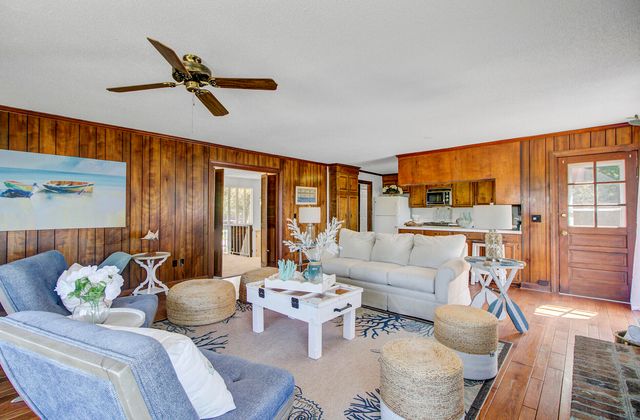643 N Shore Drive, Charleston, SC 29412