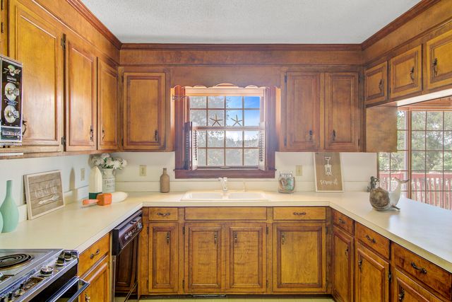 643 N Shore Drive, Charleston, SC 29412