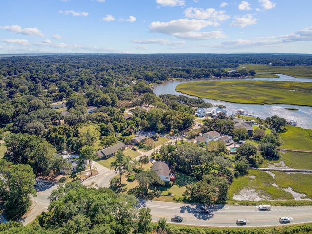643 N Shore Drive, Charleston, SC 29412
