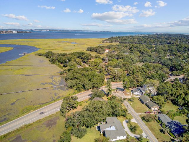 643 N Shore Drive, Charleston, SC 29412