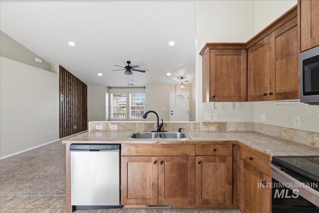 9491 W Tanglewood Drive, Boise, ID 83709