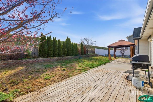 9491 W Tanglewood Drive, Boise, ID 83709