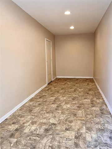 30707 Melcrest Estates Drive, Spring, TX 77386
