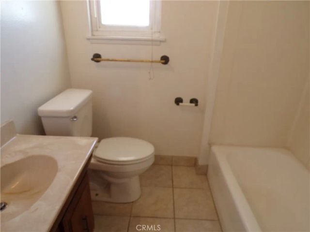561 Frances, Barstow, CA 92311