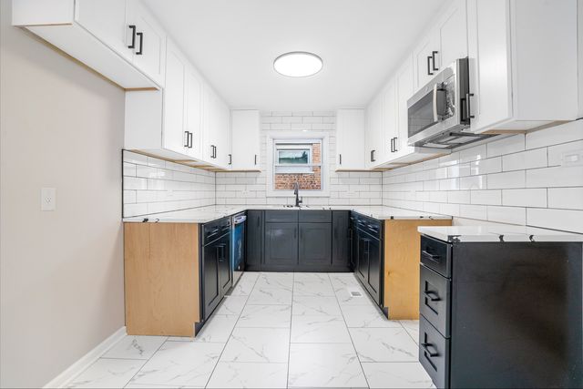 14223 University Avenue, Dolton, IL 60419