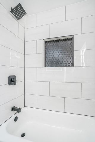 14223 University Avenue, Dolton, IL 60419