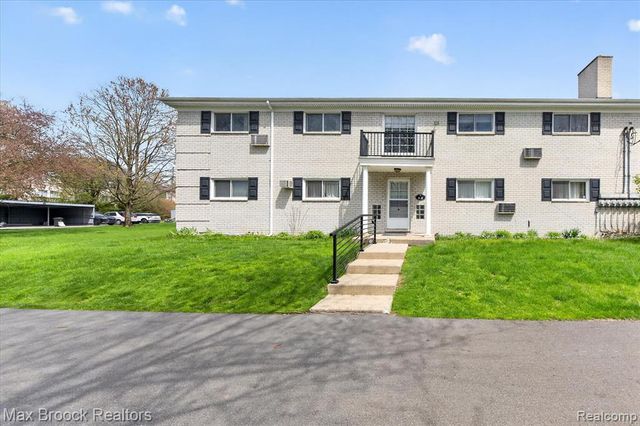 100 W Hickory Grove Road G7, Bloomfield Hills, MI 48304