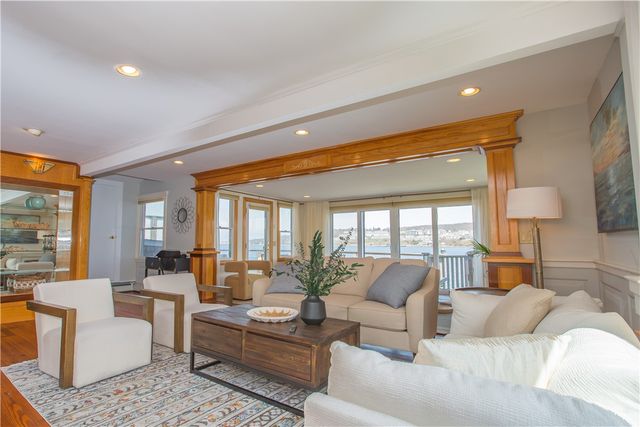 161 Narragansett Boulevard, Portsmouth, RI 02871