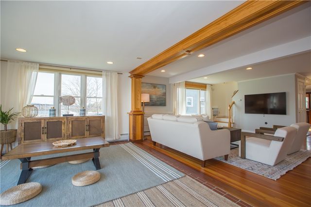 161 Narragansett Boulevard, Portsmouth, RI 02871