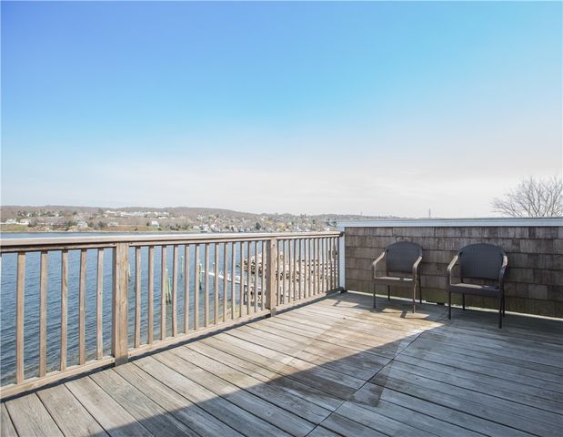 161 Narragansett Boulevard, Portsmouth, RI 02871