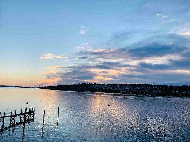 161 Narragansett Boulevard, Portsmouth, RI 02871