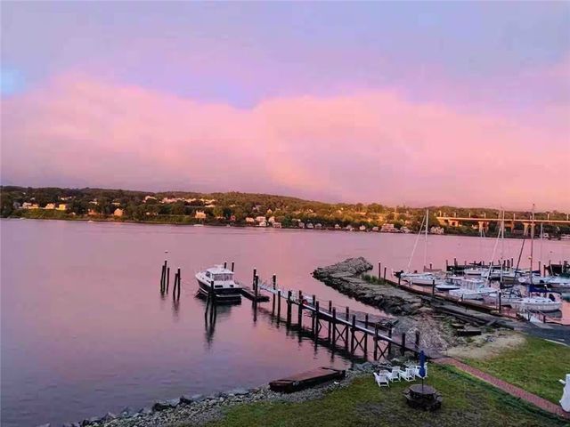 161 Narragansett Boulevard, Portsmouth, RI 02871