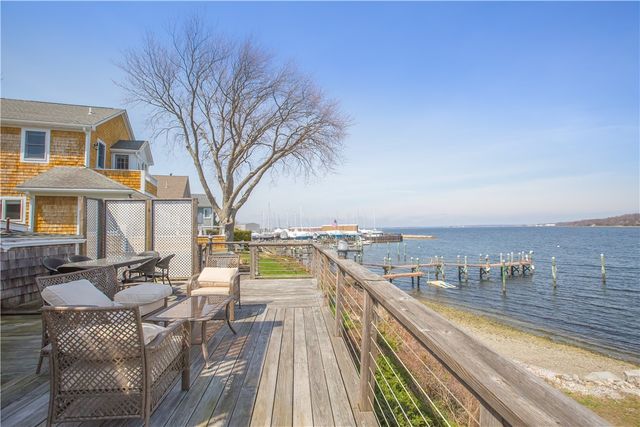 161 Narragansett Boulevard, Portsmouth, RI 02871