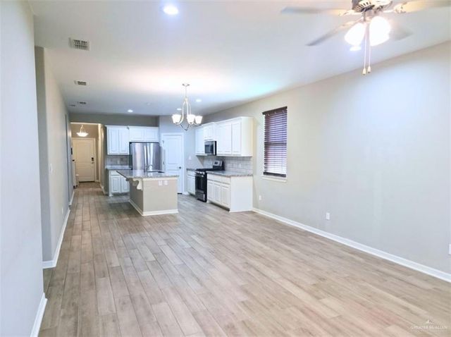 6332 Cascada Bend Road, Mcallen, TX 78504