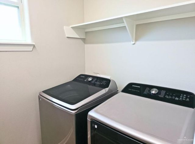 6332 Cascada Bend Road, Mcallen, TX 78504