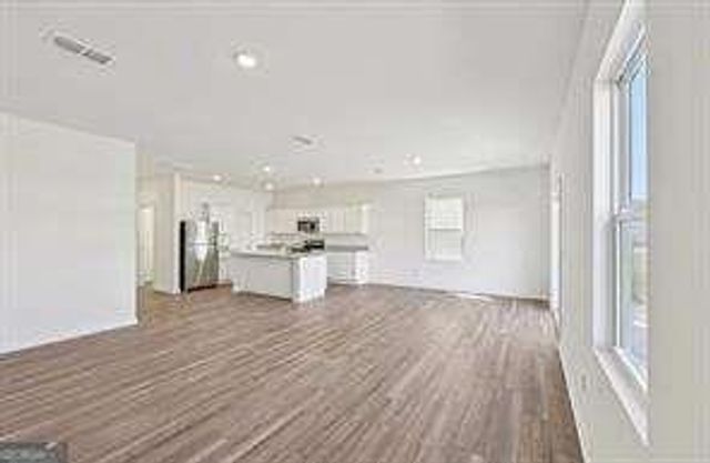 31 Crescent Boulevard, Carrollton, GA 30116