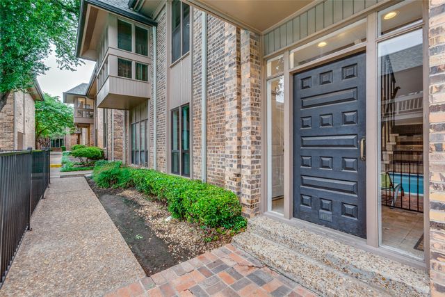 10720 Park Village Place D, Dallas, TX 75230