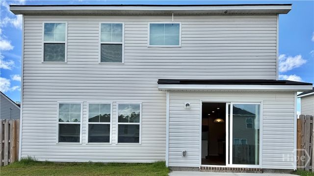 37 Stetson Drive, Savannah, GA 31419