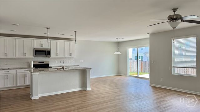 37 Stetson Drive, Savannah, GA 31419