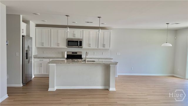 37 Stetson Drive, Savannah, GA 31419