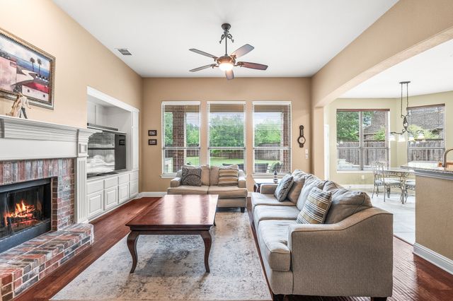 703 Mockingbird Drive, Murphy, TX 75094