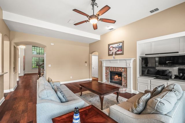 703 Mockingbird Drive, Murphy, TX 75094