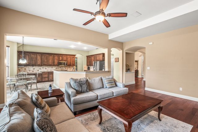 703 Mockingbird Drive, Murphy, TX 75094