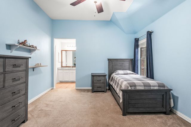 703 Mockingbird Drive, Murphy, TX 75094