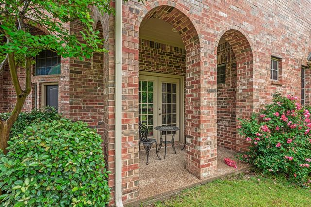 703 Mockingbird Drive, Murphy, TX 75094