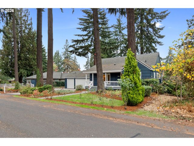 9511 Ne SKIDMORE St, Portland, OR 97220