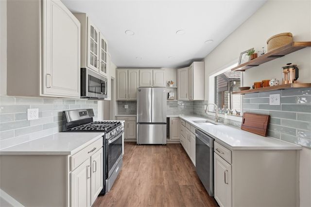 813 Locust Street Ext, New Kensington, PA 15068