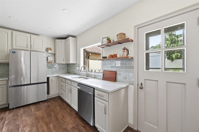 813 Locust Street Ext, New Kensington, PA 15068