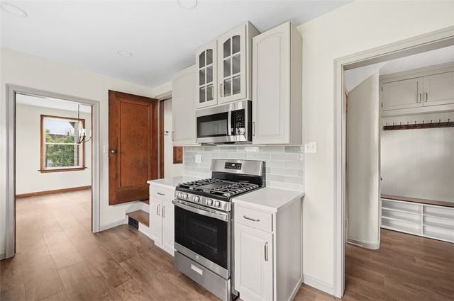 813 Locust Street Ext, New Kensington, PA 15068