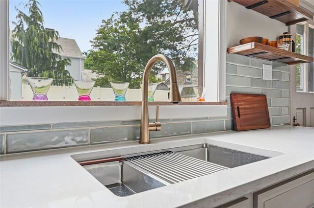 813 Locust Street Ext, New Kensington, PA 15068