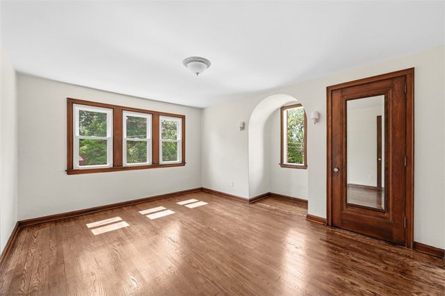 813 Locust Street Ext, New Kensington, PA 15068