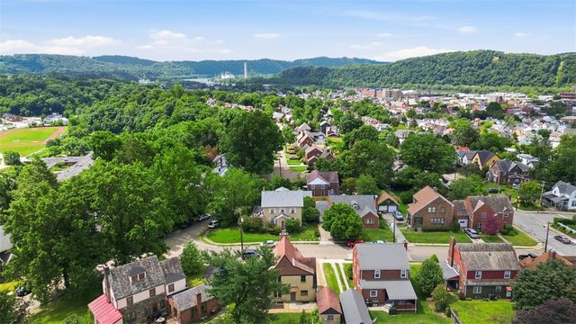 813 Locust Street Ext, New Kensington, PA 15068