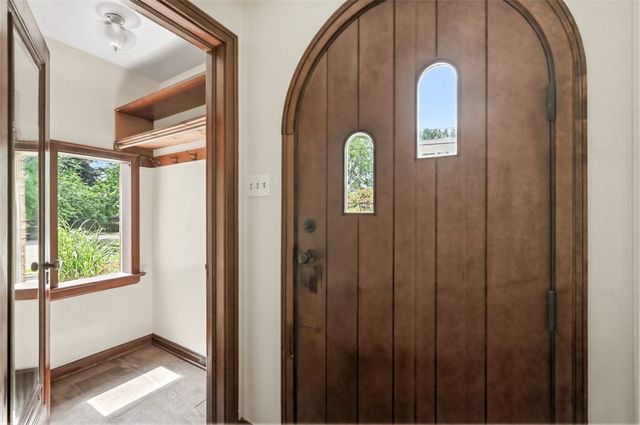 813 Locust Street Ext, New Kensington, PA 15068