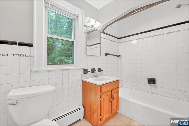 38 Lynn Street, Harrington Park, NJ 07640
