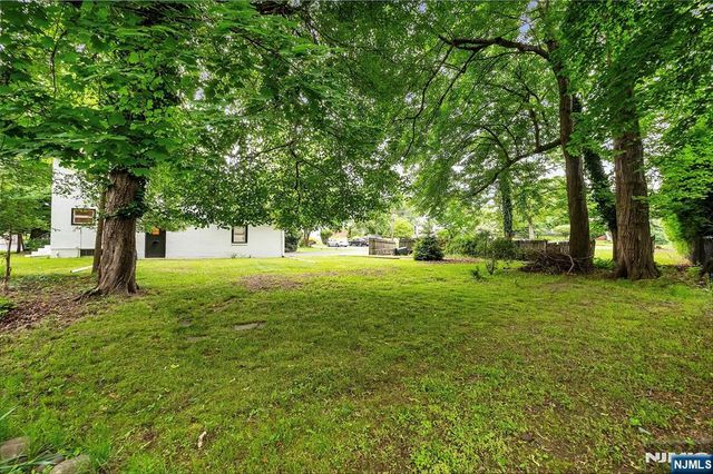 38 Lynn Street, Harrington Park, NJ 07640