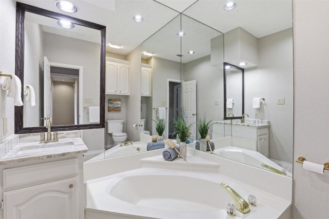6816 Riverridge Road, Fort Worth, TX 76116